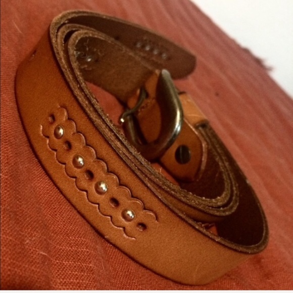 Light Brown Studded Etched Leather Belt Size M/L - Picture 1 of 5